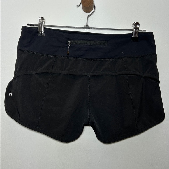 Lululemon Black Speed Up Lined Shorts  2.5" sz 6 - Picture 5 of 8